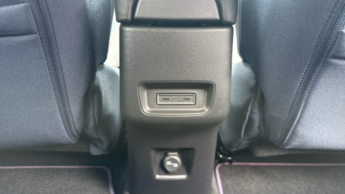 Citroen C3 83kW Collection 44kWh 5dr Auto Electric Hatchback - Image 29